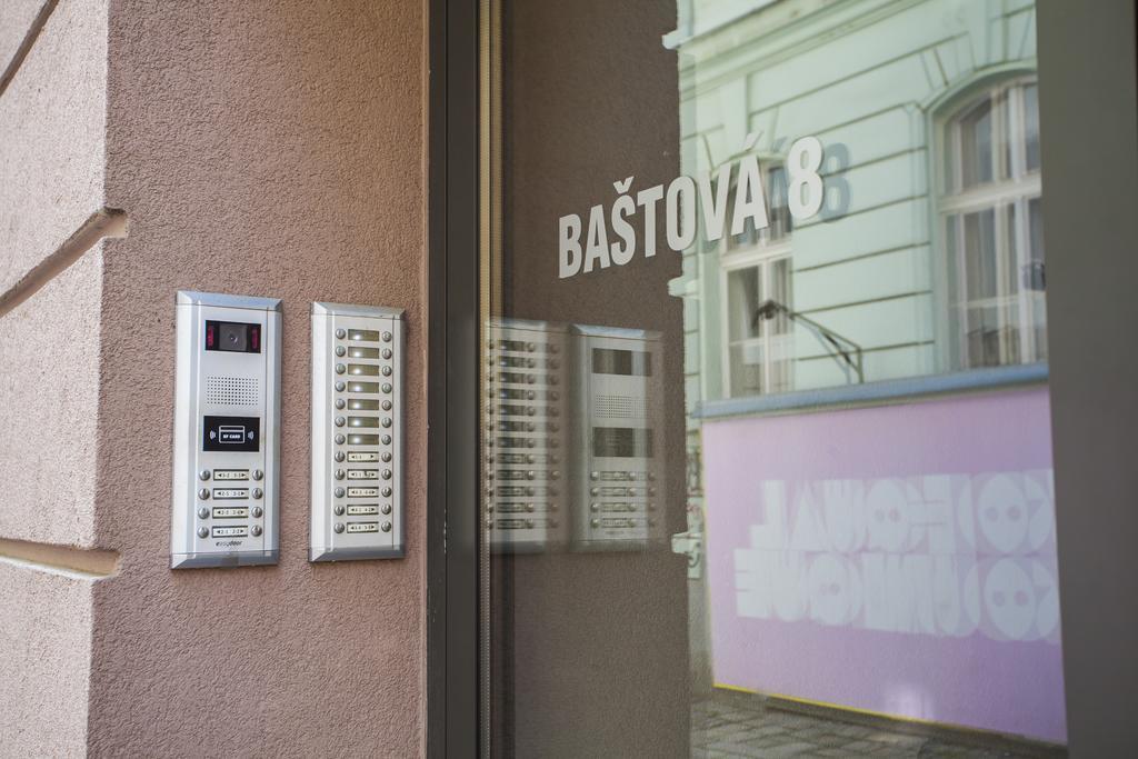 Stay In City Apartment Bastova Bratislava Exterior foto