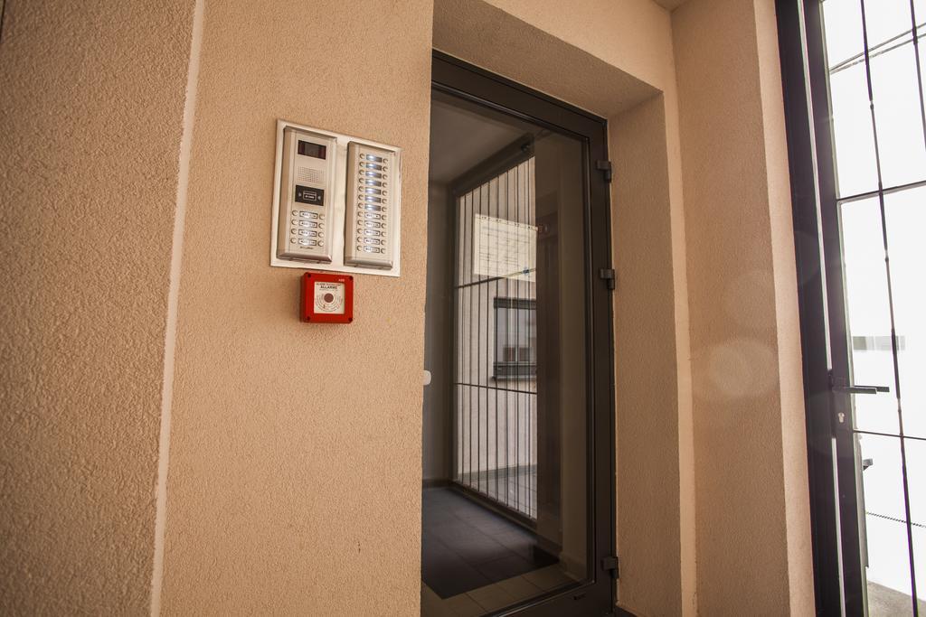 Stay In City Apartment Bastova Bratislava Exterior foto